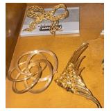 Gold pins 3