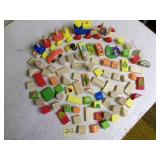 Wooden building blocks - pieces