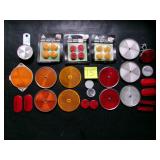 Assorted lot of reflectors