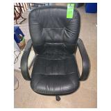 Rolling office chair