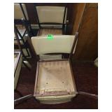 Set of 4 metal chairs