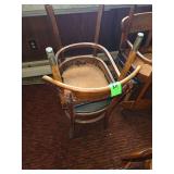 Set of 2 wooden chairs