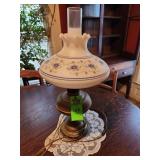 vintage Quoizel Abigail Adams hurricane lamp