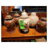 Urns quantity of five