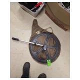 Meter man measuring device