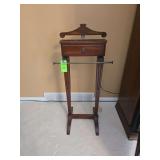 Bombay valet stand