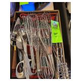 Wisp and serving utensils