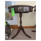 Vintage round side table with 1 drawer