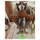 Wood magazine rack