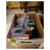 Box of miscellaneous items