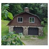 Traditional barn building located on 32± acres inc
