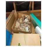 Garland, decorative mugs