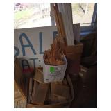 Miscellaneous lot of wood, some molding