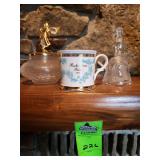 Glass bell Angel and cup from Buckingham Palace