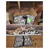 Handbags, dress travel hanger, kitten picture