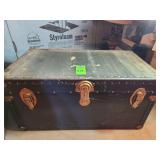 Seward storage chest