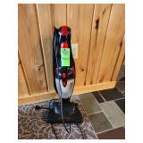 Singer lightweight vacuum