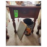 Vintage end table. NO CONTENTS