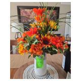 Decorative flowrs in ceramic and metal vase