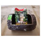 Deer feeder and food