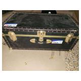 Seward storage chest