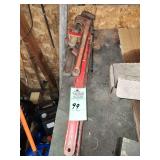 heavy-duty pipe wrenches