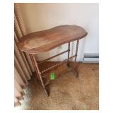 American Victorian walnut side table featuring spindle or bobbin-turned legs and a lower shelf