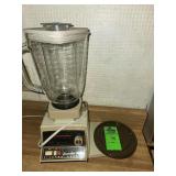 Oster Kitchen Center blend and mix