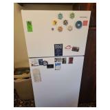 Amana refrigerator/freezer NO CONTENTS