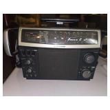 vintage Emerson MBR-1 Multi-Band Receiver featuring a directional finder. Working conditions!