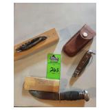 Pocket knives and Reminton Dupont knife