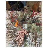 Holiday wreath