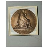 bronze 'George Washington at Prayer' medal was issued in 1976 by the Medallic Art Company to commemorate the American Bicentennial.