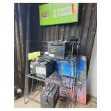 Battery rack with batteries