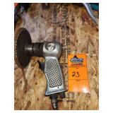 Pistol-grip pneumatic air sander