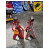 2 jack stands