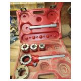 Pipe threader