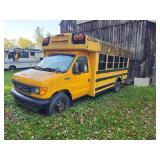 2005  FORD  E-450 Bus converted to camper