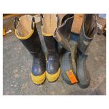 Mens boots size 13