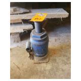 Bottle jack