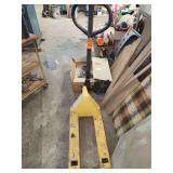 Mini pallet jack