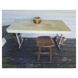 Lifetime plastic adjustable table 4