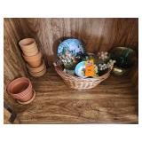 Flower pots and decorative items