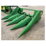 John Deere 443 4 Row/30' Corn Head