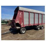 Miller Pro 5200 - 18' Forage Box w/ Tandem Gear