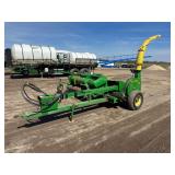 John Deere 3950 Forage Chopper w/ 7' Hay Head