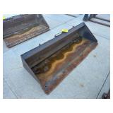 Caterpillar Skid Steer Attach 80' Material Bucket