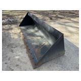 Caterpillar Skid Steer Attach 96' Snow Bucket