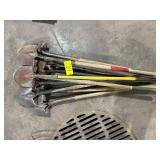 Round Point Shovels