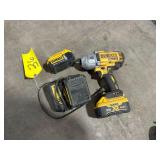 DeWalt 20V 1/2' Impact, (3) 20V Batteries, Charger
